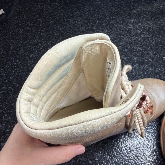 Sorel Leather Conquest Wedge Holiday Rose Gold SZ 7 - Picture 8 of 8